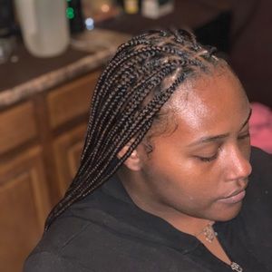 Knotless braids